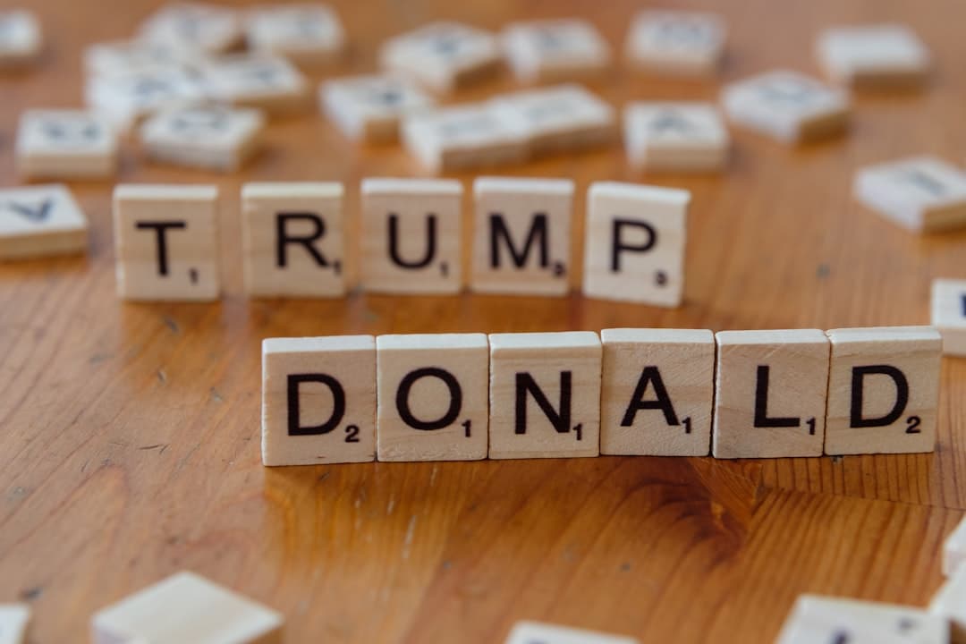 How Trump’s AI Executive Order Became a Win for Bannon and Democrats Alike